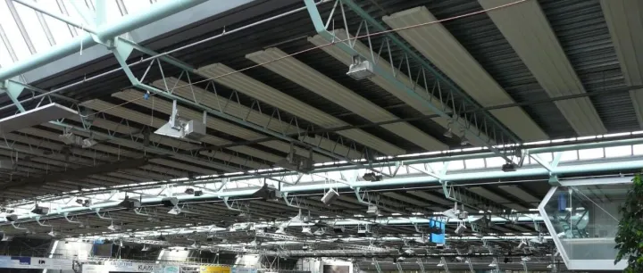 【客户案例】德国辛德尔芬根玻璃体育馆翻新工程