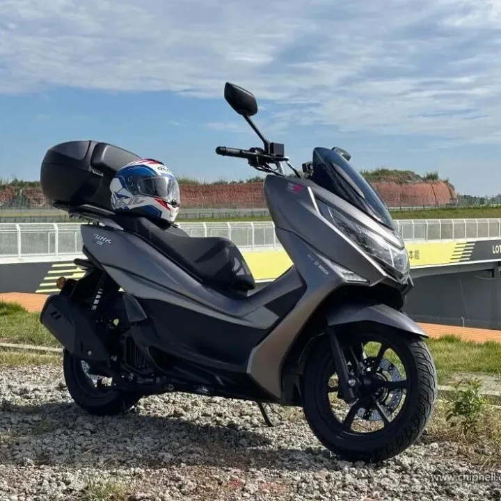 [摩托] 大学生的“老头乐”，豪爵UHR-150