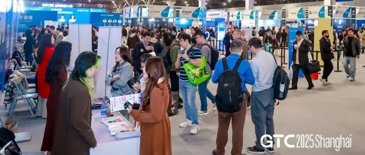 AdMergeX 2025白鲸出海上海圆满收官：斩获“鲸鸣奖”，全栈生态引领出海智能营销新风向