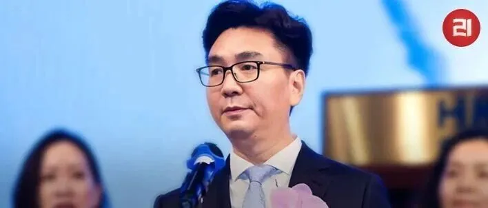 信阳老板领衔，四博士带出300亿智能龙头