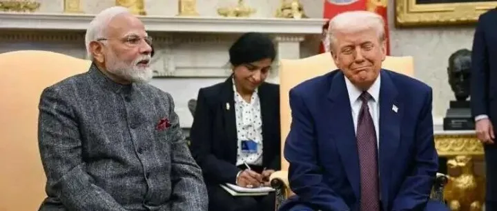 特朗普给莫<em>迪</em>打<em>电话</em>“拜寿”，莫<em>迪</em>终于接了！