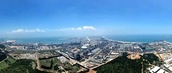 总投资超300亿，我国首个石化零碳园区全面启动！