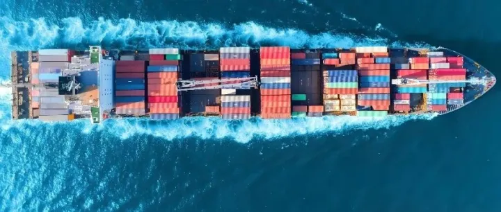 超5亿美元   航运巨头官宣8艘甲醇双燃料4,500TEU箱船 山东船厂获得