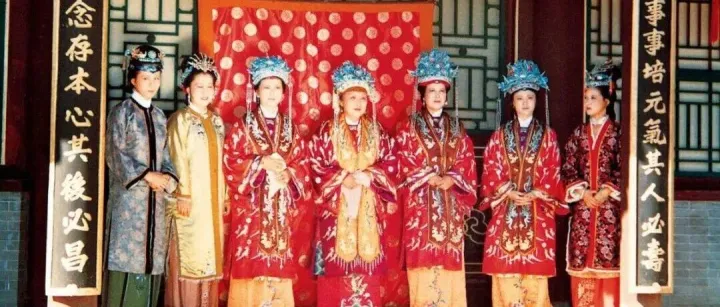 《红楼梦》是悼明之作？300年后终于被炒上了热搜！