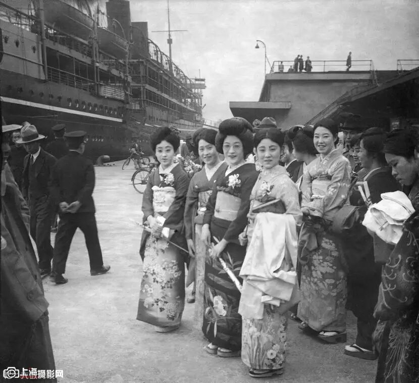 法国摄影师珍贵照片 展示100 年前的繁华旧上海_3_1