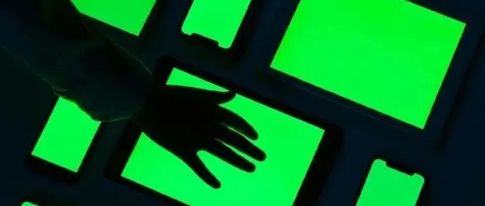 美国下狠手！中国 OLED 屏被五角大楼 “拉黑”