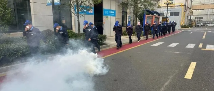 筑牢安全“<em>防火墙</em>”！