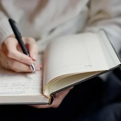 发现一个奇怪的现象：辞职或失业后不上班的人，虽然没工资，却再也不想回去上班了。这是为什么呢？还真不是中了彩票