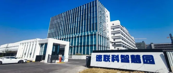 危急时刻显担当！为这两位挺身而出的同事点赞！