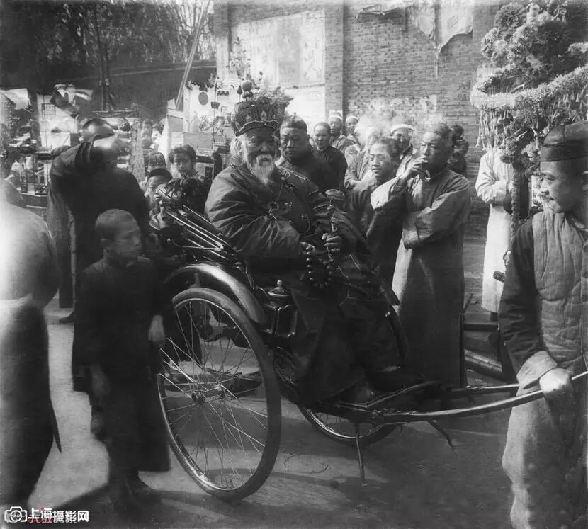 法国摄影师珍贵照片 展示100 年前的繁华旧上海_13_1