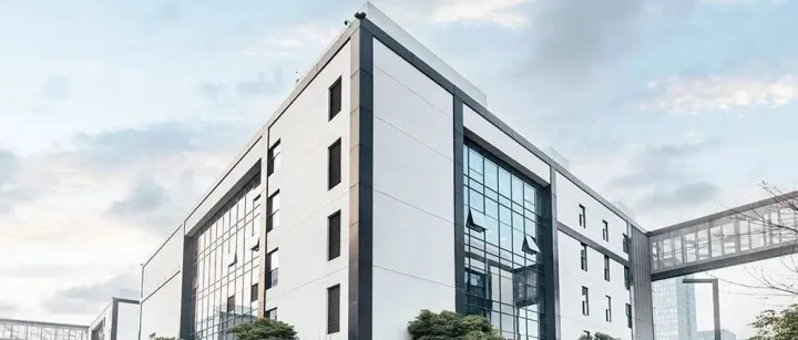 IPO、并购、落子“连出”！这家激光企业在布一盘什么棋？