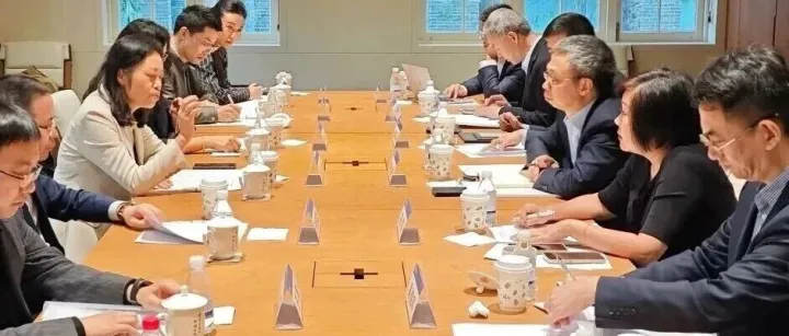 共建科技创新新范式  上海国投公司拜访复旦大学