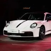 数百辆保时捷因防盗系统故障无法行驶