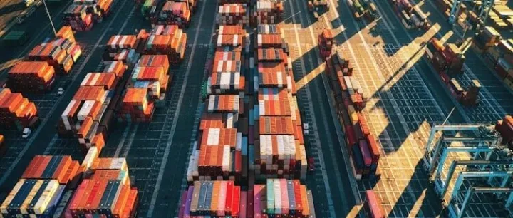 東南亞航線運(yùn)價(jià)反超美西，供應(yīng)鏈重構(gòu)引航運(yùn)變局