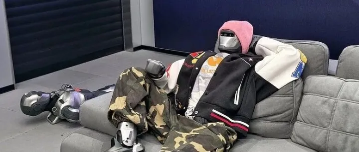 中东资本再投向众擎机器人