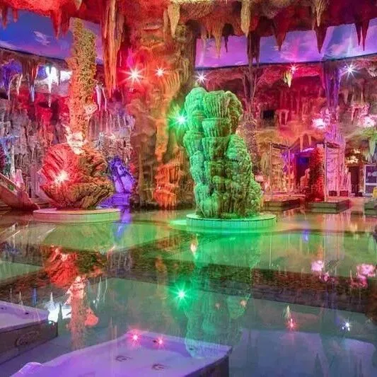 福利：龙脉温泉度假村·熔岩馆温泉门票，无需预约（营业时间有调整）