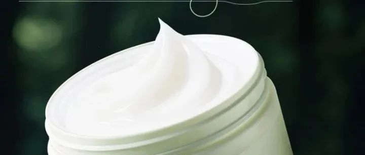 宫佩轻盈倍润香氛润肤乳