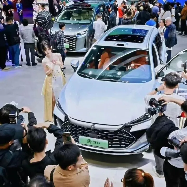 11月国内乘用车销量同比下滑，一汽大众重回第三