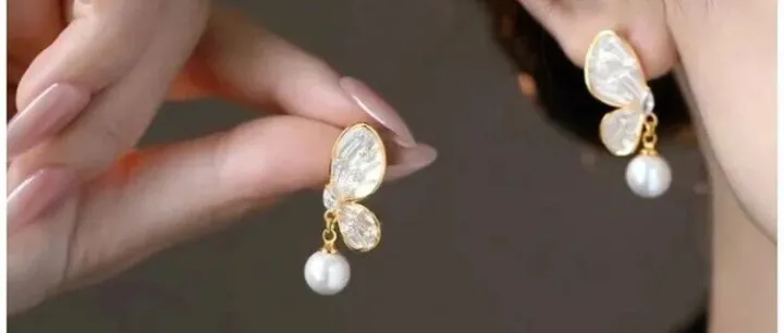 <em>IDO</em>耳钉系列