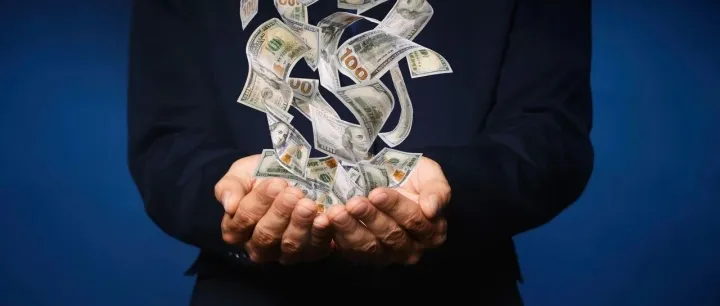 安克创新踩过的坑，你今年可能正踩着