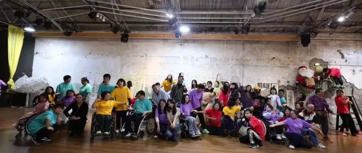 <em>I</em> <em>CAN</em> 协力营年度大戏——“跳出罕见·共生舞会”在那伽树举行