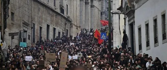 葡萄<em>牙</em>全国瘫痪，跨境卖家货物集体“睡<em>港口</em>”？