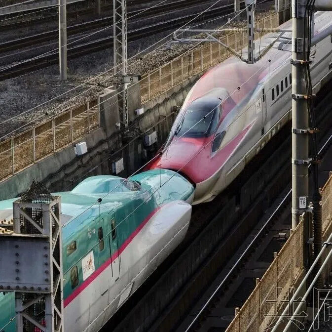 <em>东北</em><em>新干线</em>重联列车断开问题推定为电路板故障引起