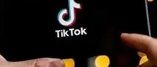 以本地服務(wù)探路，TikTok啟動跨境電商融合新篇章。