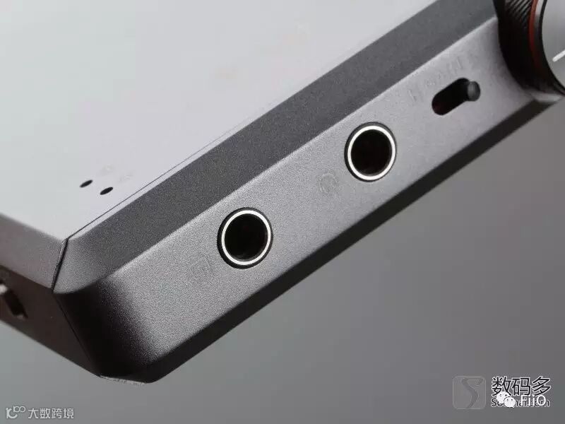 FiiO 飞傲 A5 便携式耳机放大器-输入输出接口