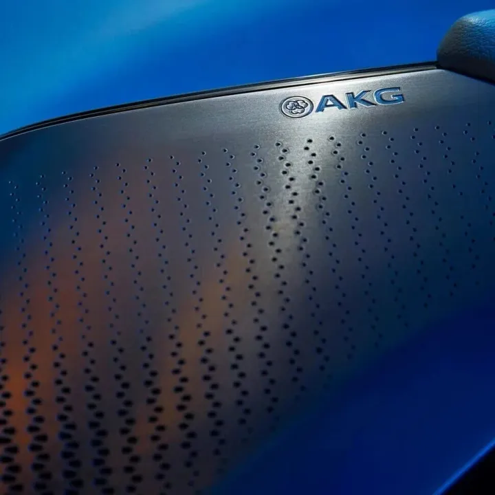 AKG 心随悦动 悠然而行