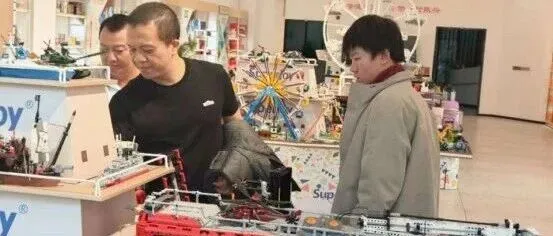 印尼客商来访园区，共探跨境商机