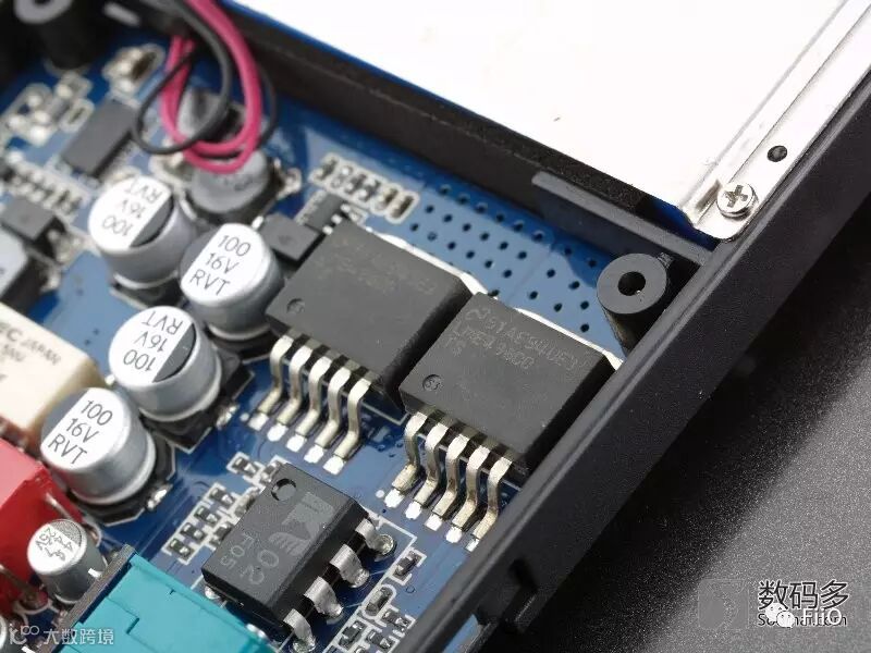 FiiO 飞傲 A5 便携式耳机放大器-拆解-LME49600运放