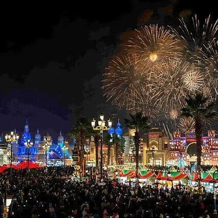 迪拜地球村跨年庆典 | 一夜庆祝七个国家的新年倒计时，其中包括中国