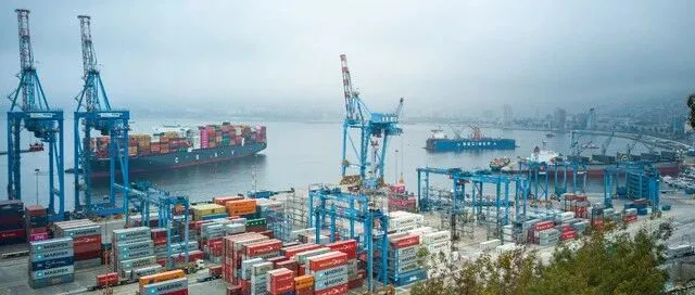 三大船公司公布2026年东西航线网络布局