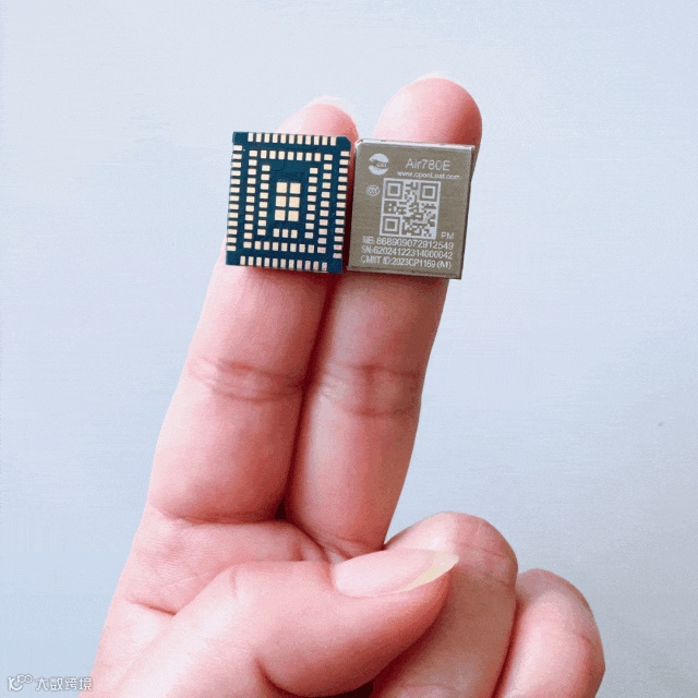 00 手持Air780EPM模组 开发板 2503151101.gif