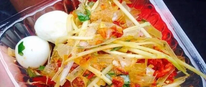 越南的街头美食 — 米纸（Bánh tráng）