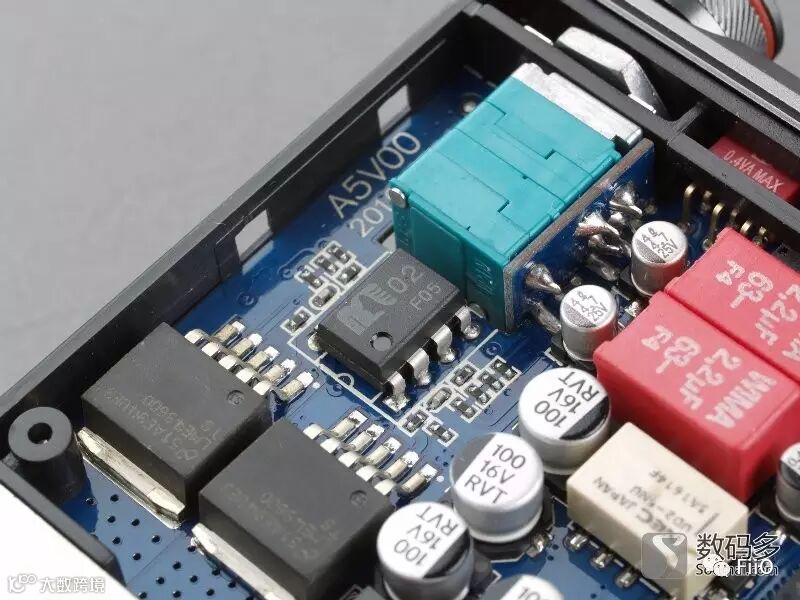 FiiO 飞傲 A5 便携式耳机放大器-拆解-MUSE02运放