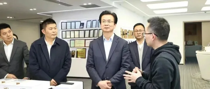 杭州市委常委、余杭区委书记刘颖莅临赛脑智能调研指导