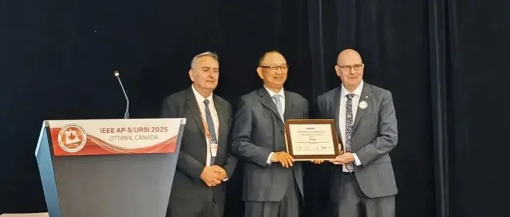 公司董事长漆一宏博士荣获2025年IEEE工业杰出领导者奖