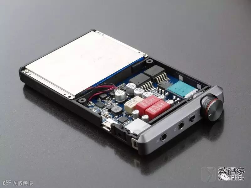 FiiO 飞傲 A5 便携式耳机放大器-拆解