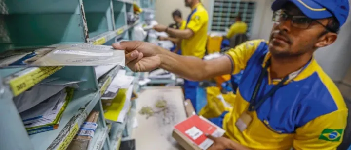 接盘摇摇欲坠的巴西邮政，是泼天富贵还是挫骨扬灰？