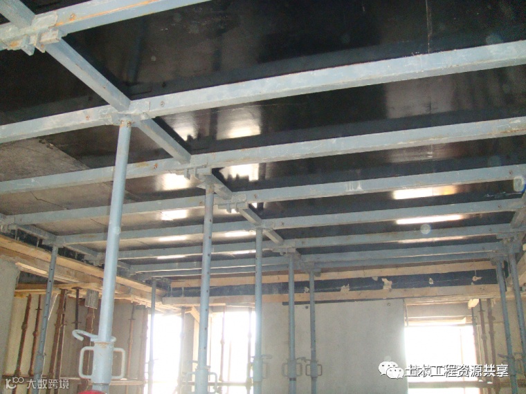 “早拆模”如何施工?四种做法!_15