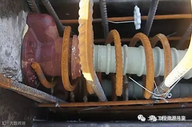 后张法预应力箱梁施工做法细节展示-螺旋筋顶紧