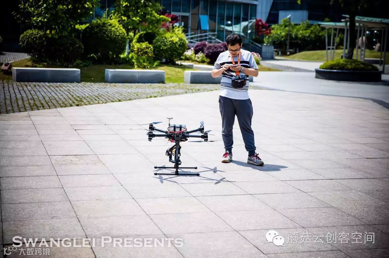 X8 航拍飞行器.jpg