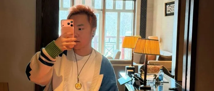 要么成为细分第一，要么被 AI 淘汰，哭了。