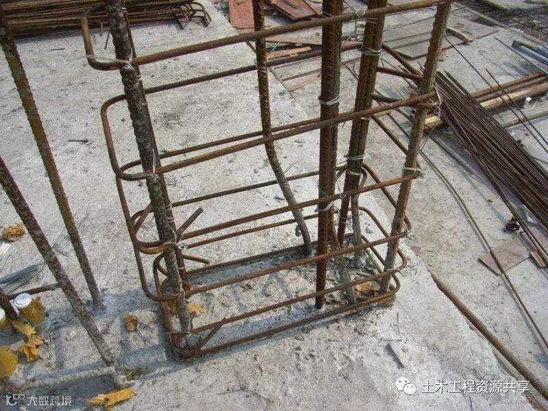 剪力墙、 暗柱纵筋位移.jpg