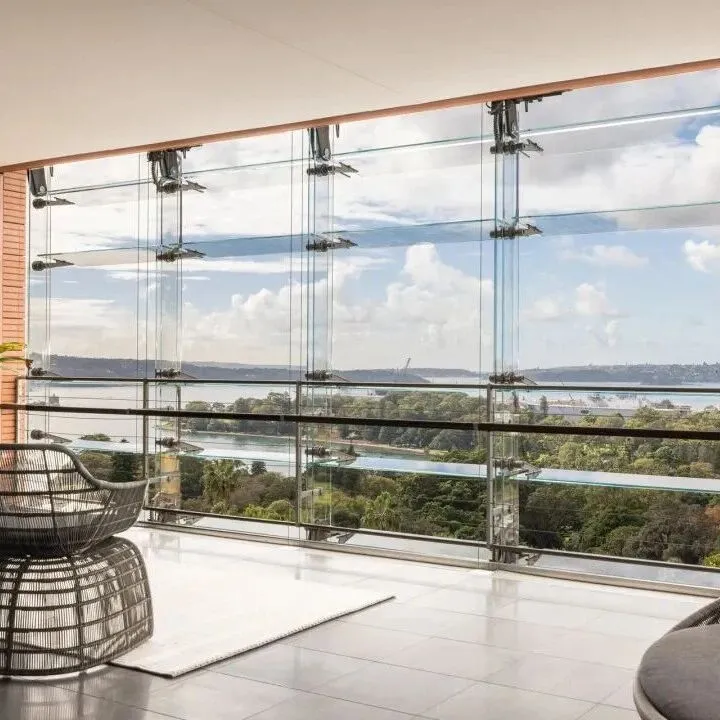 【Sydney中心】大师级佳作麦考瑞公寓，三居室海港胜景奢华之家