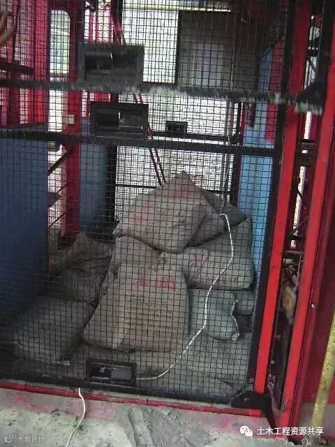 施工电梯安全标准化图集_18