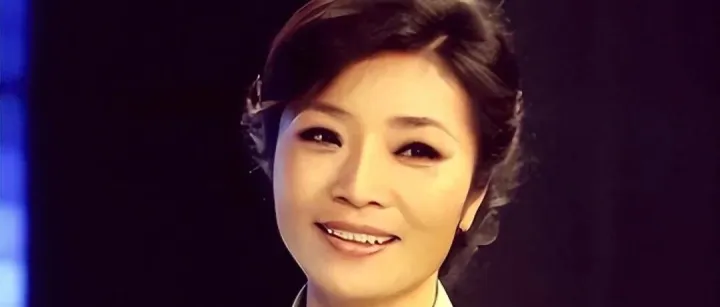 李丹阳60岁未婚，才貌双全，坦言没做母亲遗憾但不后悔