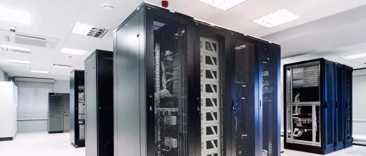 敷形涂层守护数据中心的电子设备